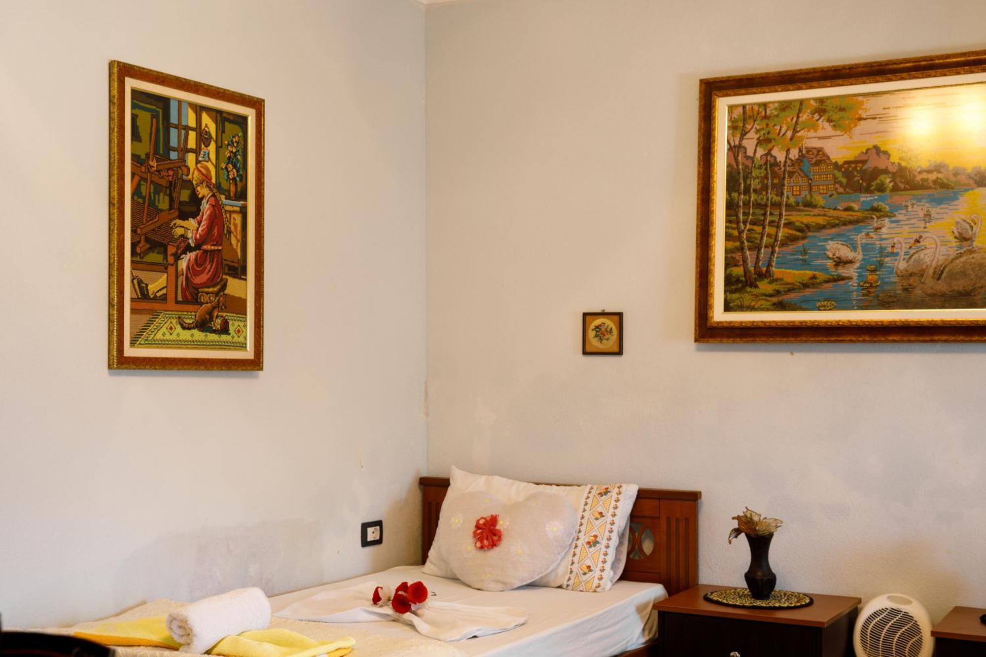 Leka Guesthouse Αργυρόκαστρο Εξωτερικό φωτογραφία