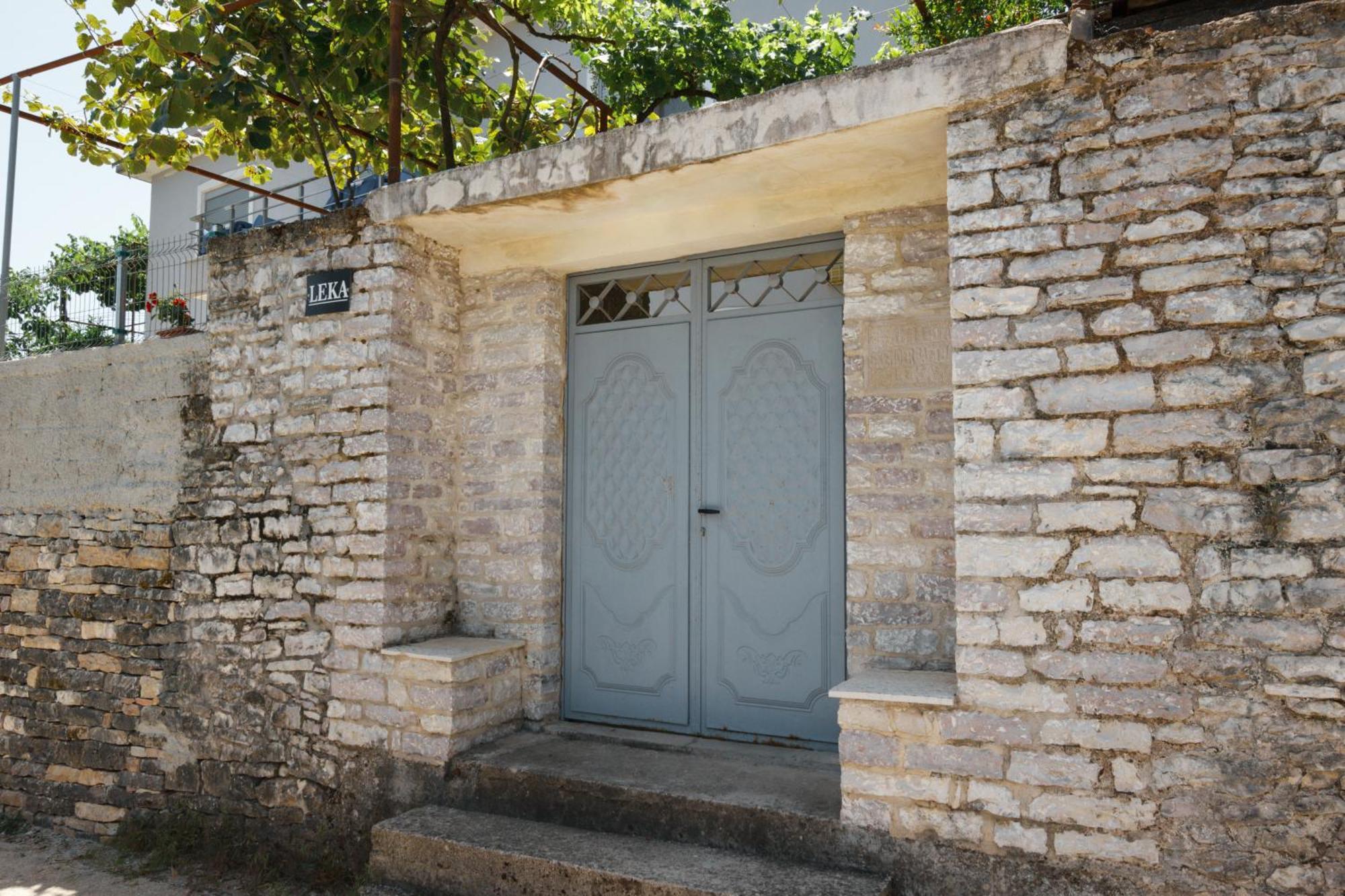 Leka Guesthouse Αργυρόκαστρο Εξωτερικό φωτογραφία