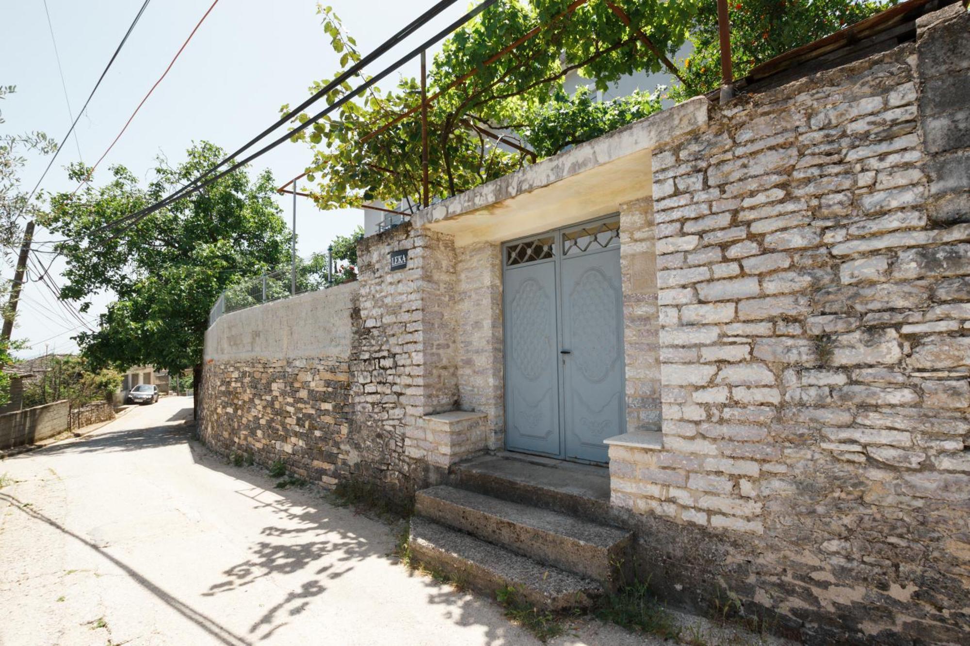 Leka Guesthouse Αργυρόκαστρο Εξωτερικό φωτογραφία